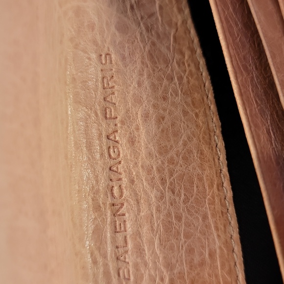 Authentic Balenciaga wallet with box - Picture 8 of 9